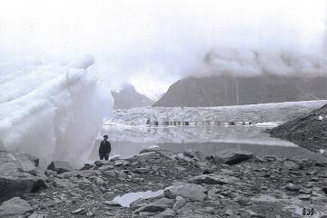 Le Märjelensee à la fin du XIXe siècle ou au début du XXe. Collection de Herbert Volken. Reproduction interdite.