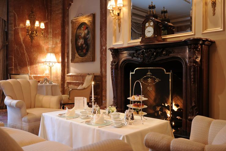 Les luxueux salons du Regent Hotel