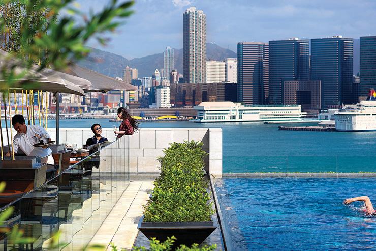 The Four Season Hong Kong - Piscine avec vue sur le port Victoria