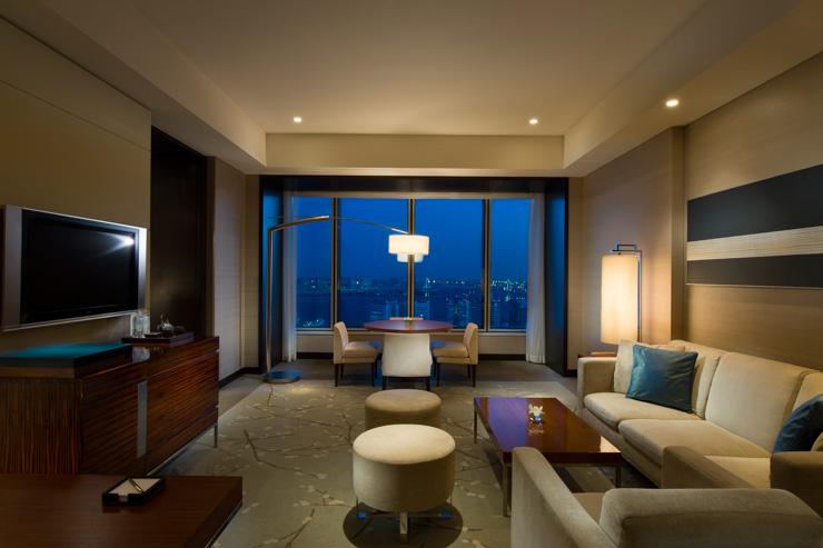 Conrad Tokyo - Coin salon d'une suite