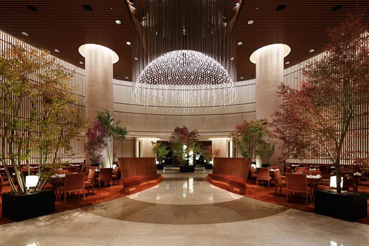 Peninsula Tokyo - Lobby