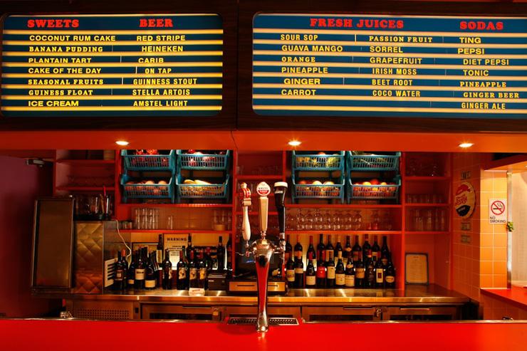 Miss Lily's - Le bar