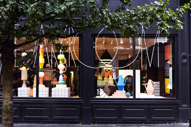 Darkroom - Vitrine sur Lamb's Conduit Street