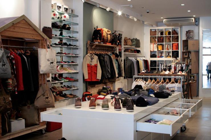 Present - Vue d'ensemble du magasin