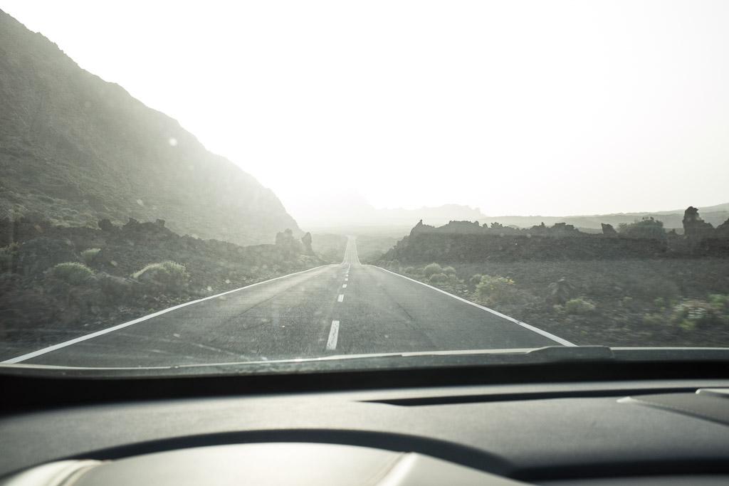 Sur la TF21, en direction de la sortie sud du parc du Teide. Tenerife.