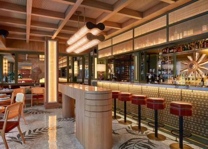 Paris : Vesper réveille le 7e arrondissement avec talent