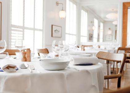 On a testé Rech, le restaurant de la mer d’Alain Ducasse à Paris