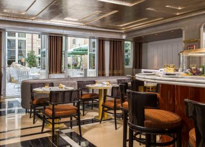 Paris : On a testé la très chic Brasserie d’Aumont, à l'Hôtel de Crillon