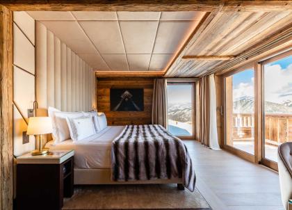 Ultima Courchevel Belvédère, treize chalets luxueux dans les 3 Vallées