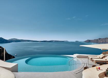 Les plus beaux hôtels de luxe à Santorin