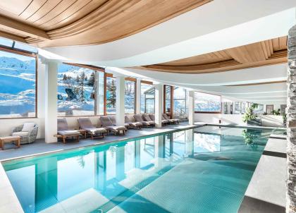 Notre avis sur l’hôtel Annapurna à Courchevel : 50 ans au milieu des alpages