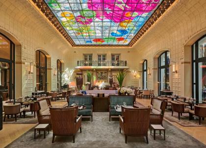 On a testé l’Afternoon Tea festif du Lutetia, une pause enchantée au cœur de l’hiver