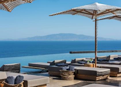 À l'Andronis Arcadia, le plus beau coucher de soleil de Santorin