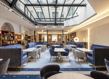 L'Hôtel Astra rouvre ses portes avec un design inspiré du thème des étoiles 