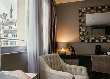 Paris : les meilleurs hôtels avec vue sur la Tour Eiffel 