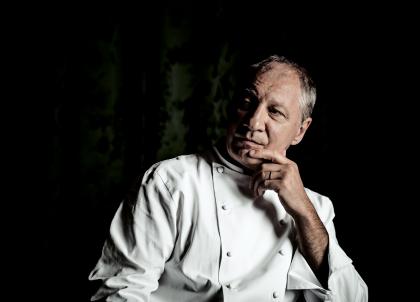 Portrait d'Eric Frechon : vingt ans de cuisine au Bristol, dix ans de 3 étoiles 