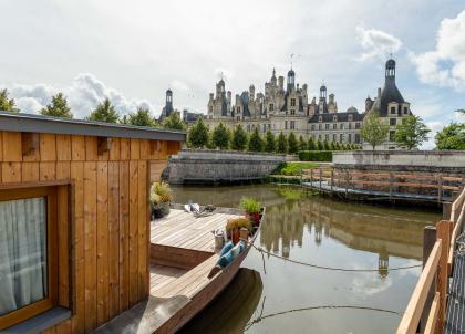 Château de Chambord : dormir sur l'eau et face au château, une expérience unique