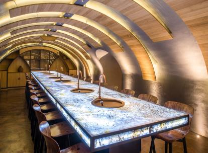 On a testé l'atelier de création de vin des Caves du Louvre