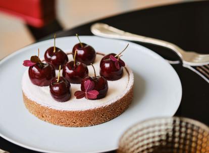 On a testé le tea time estival de Maxence Barbot au Shangri-La Paris