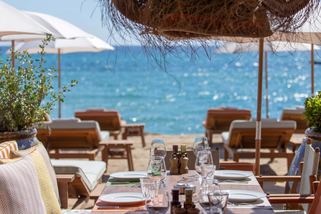 La Réserve à la Plage sur la plage de Pampelonne © DR