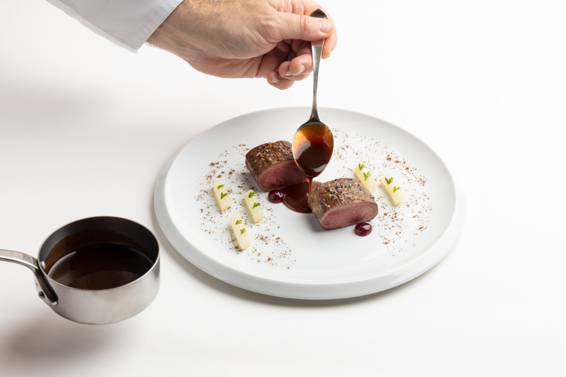 La Table de Pavie - Chevreuil © Nicolas Bouriette