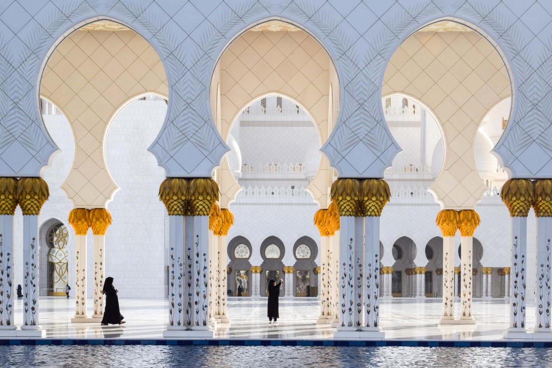 Les splendeurs de la Mosquée Sheikh Zayed, un monument qui mérite à lui seul de faire escale à Abu Dhabi © YONDER.fr