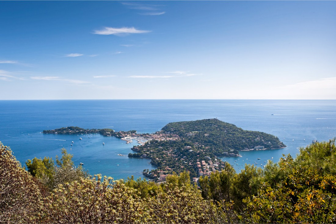 La presqu'île du Cap-Ferrat vue depuis les hauteurs de Nice © OT Saint-Jean-Cap-Ferrat