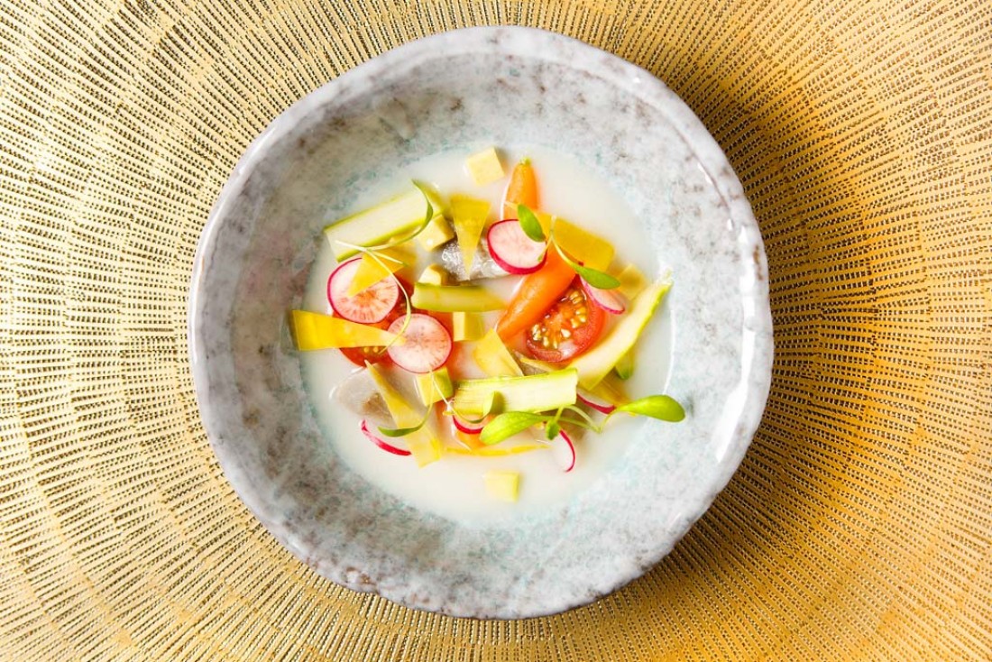 Ceviche, l'une des spécialités péruviennes les plus réputées, servi à MANKO © Alban Couturier