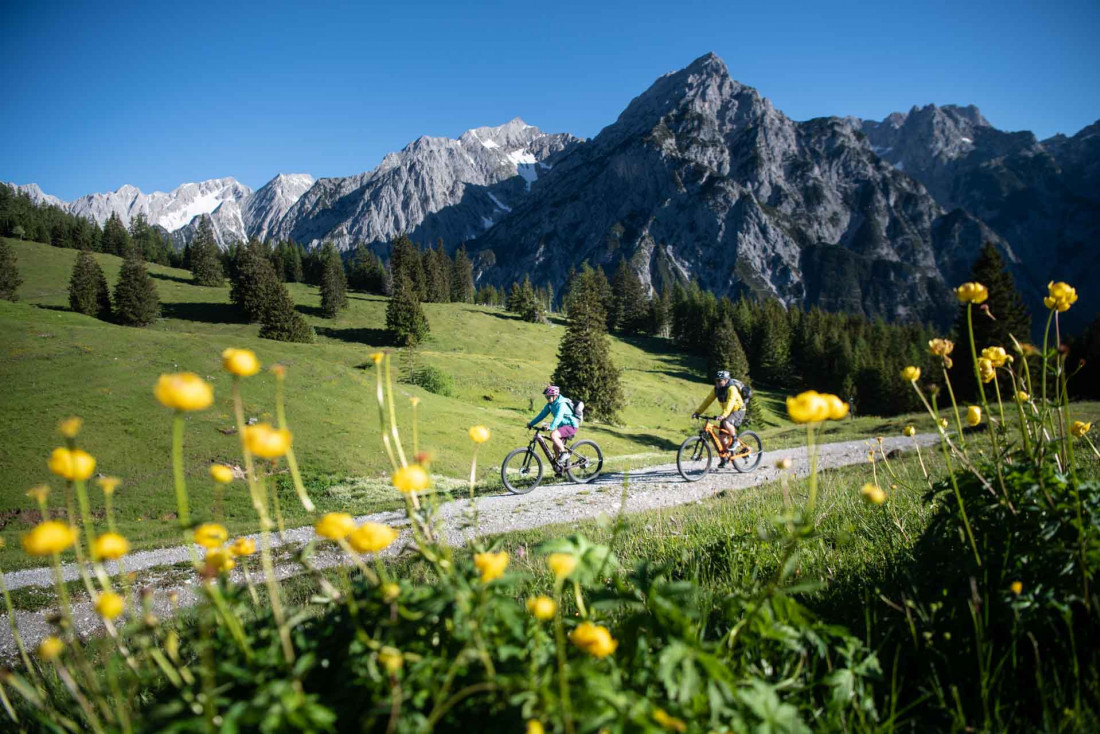 Randonnée vers le Gnadenwald en vélo électrique © hall-wattens.at