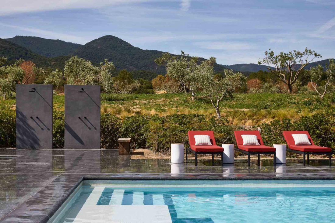 Ultimate Provence | Au bord de la piscine © Francis Amiand 
