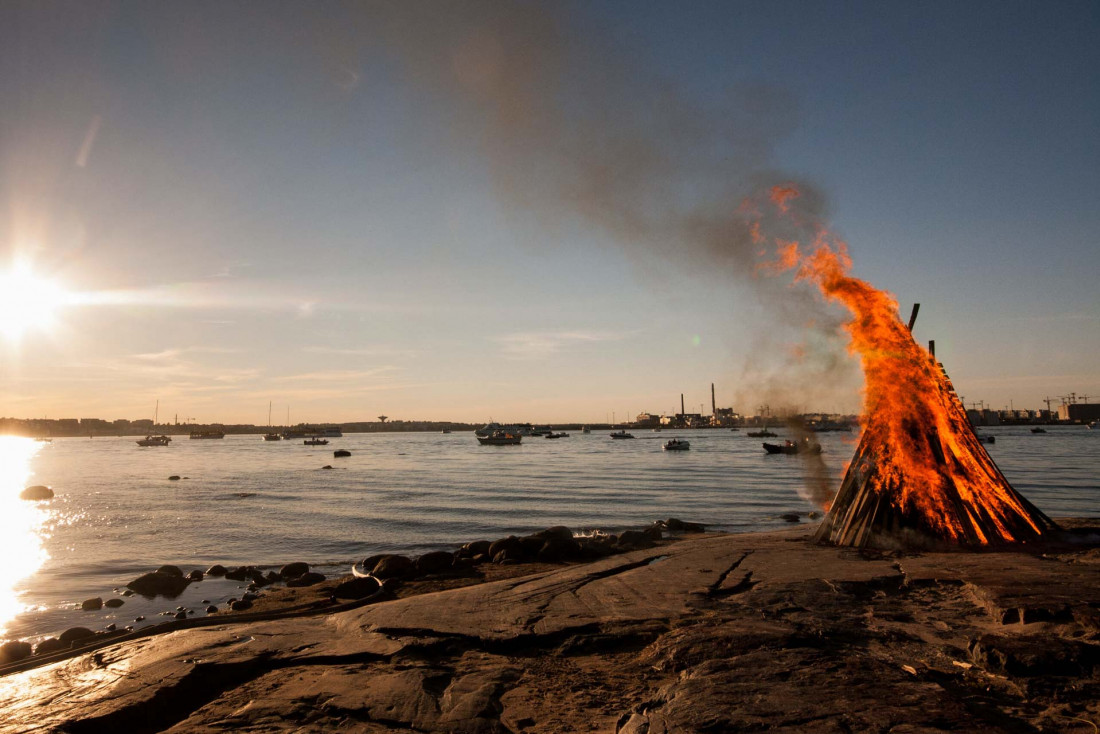 Le Midsuumer ou la fête de la Saint-Jean est l'occasion de réjouissances dans toute la Finlande © Marcia Villalba