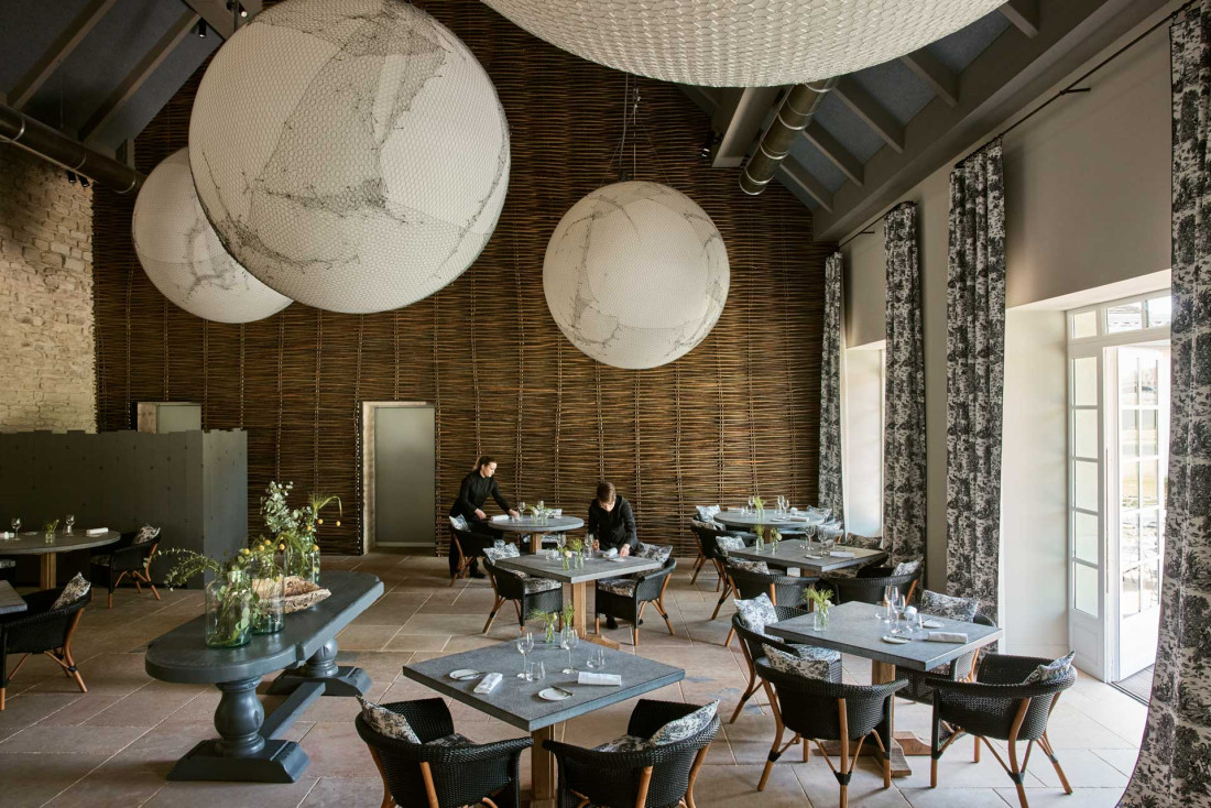 Como Le Montrachet — restaurant