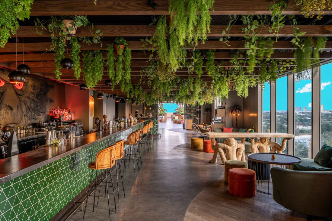 Hôtels à Dubai - Le Monkey Bar au 25Hours Hotel Dubai One Central © 25Hours