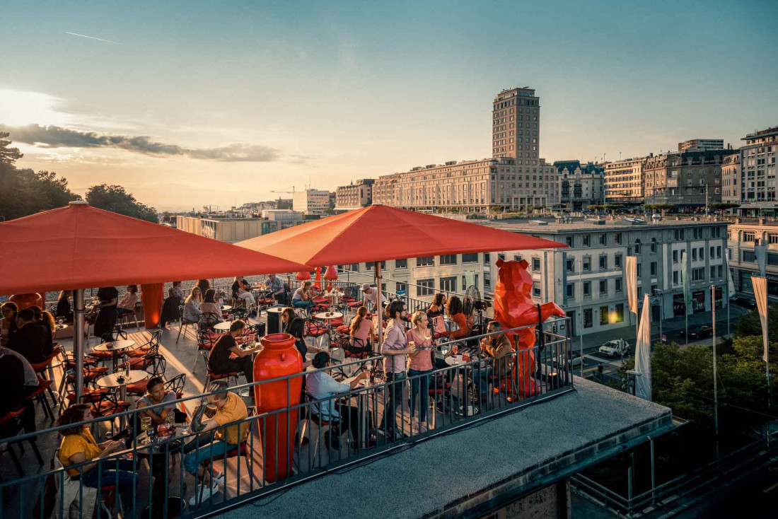 Rooftop dans le quartier du Flon © Lausanne Tourisme