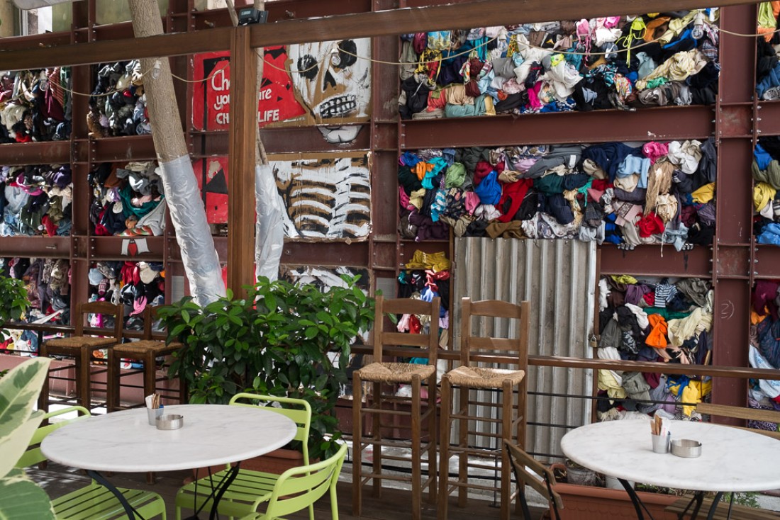 Exposition de Street Art derrière le Art Bar - Poems n’ crimes (Agias Irinis 17).