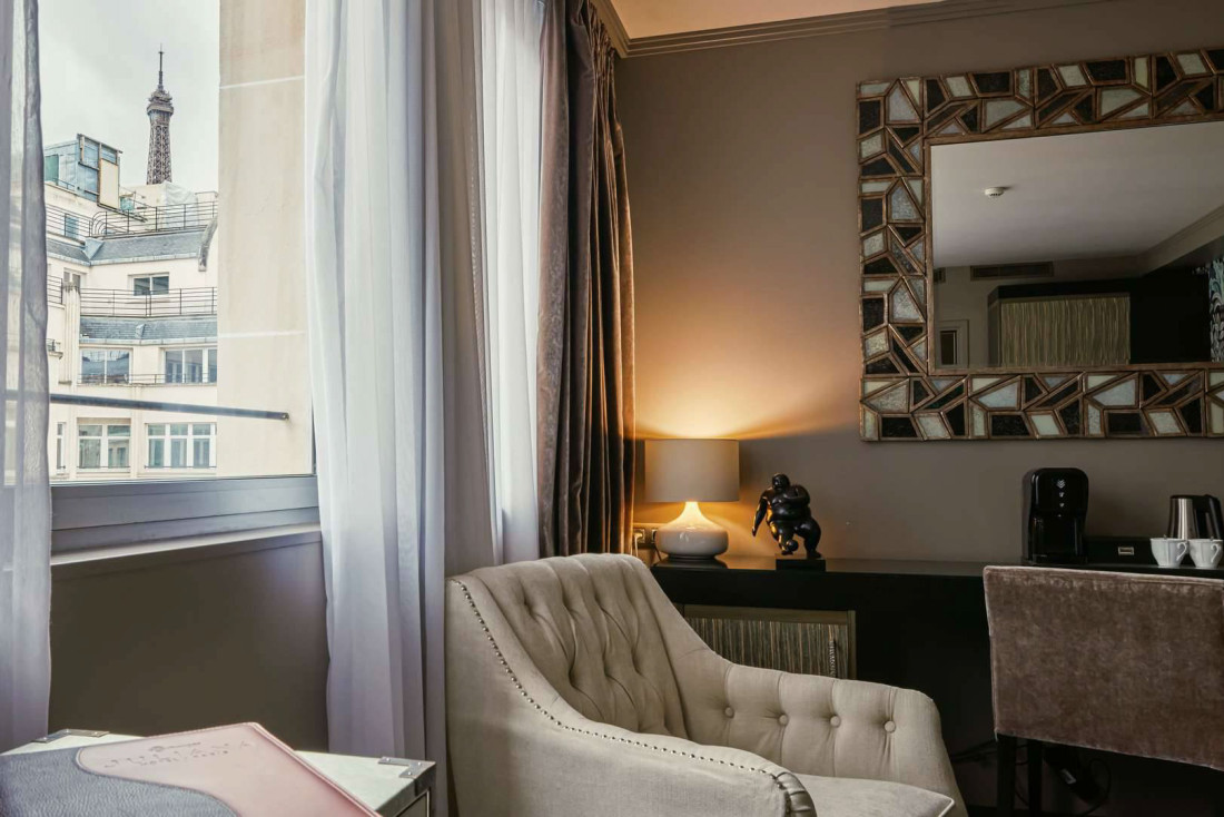 Juliana Hotel Paris, un hôtel avec vue sur la Tour Eiffel