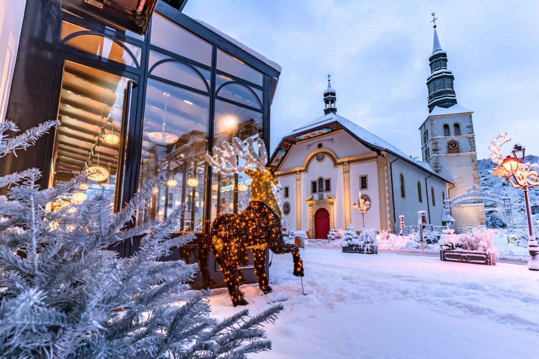 Bienvenue à Saint-Gervais Mont-Blanc, ici on aime l'hiver et le charme de la neige qui crisse sous les pieds © Boris Molinier 