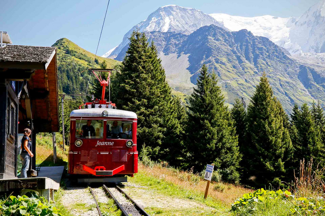 Le Tramway du Mont-Blanc à la gare de Bellevue © OT Saint Gervais - Studio Buonaventura