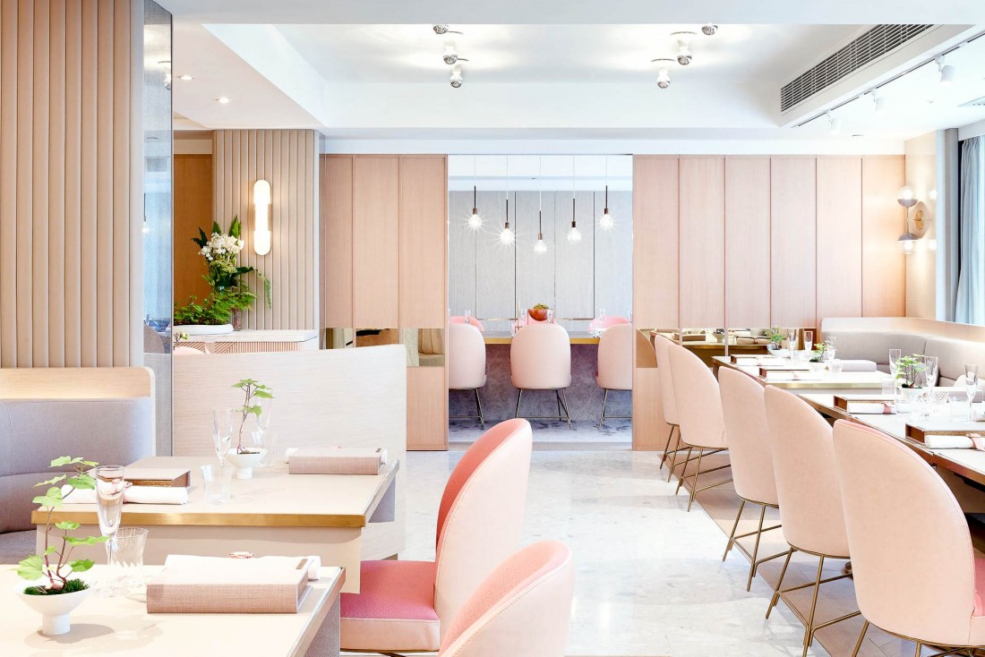 L'élégante salle à manger de Tate Dining Room & Bar, le restaurant gastronomique de la cheffe Vicky Lau © DR