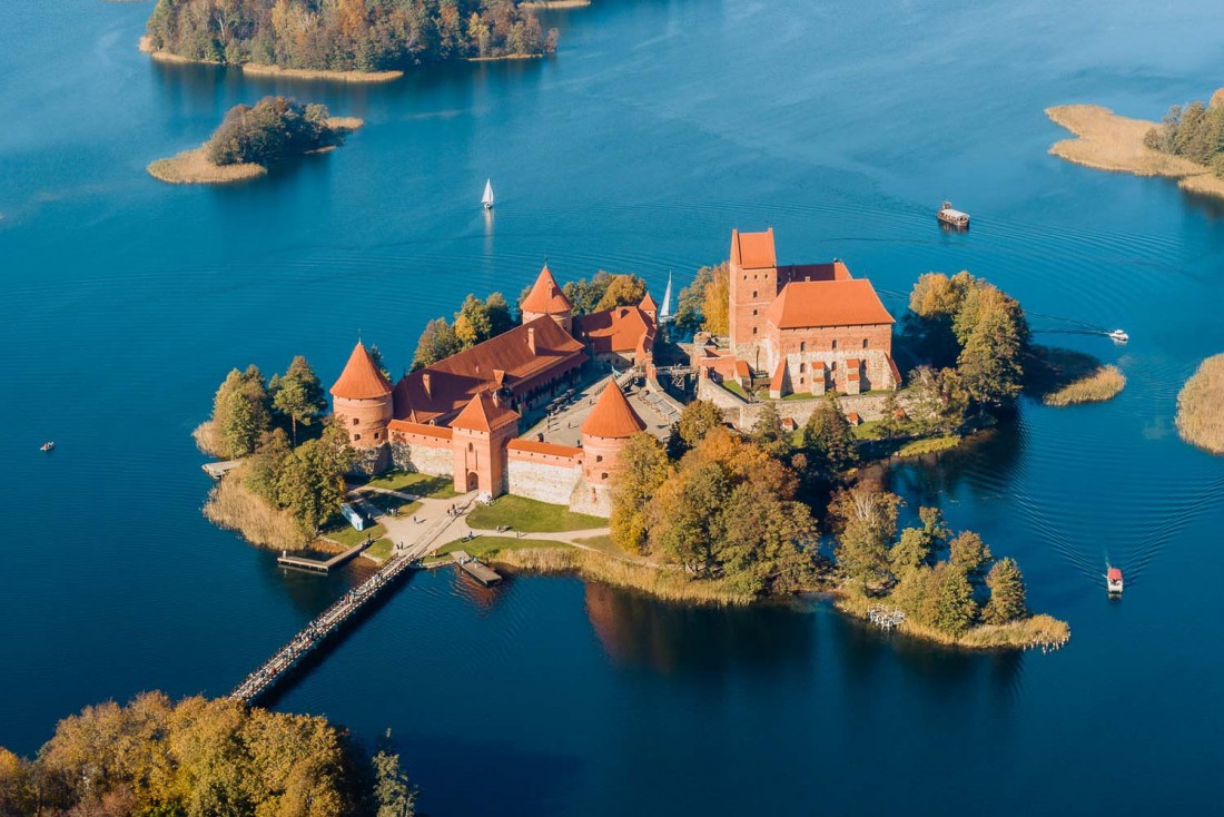 La visite du château de Trakai, une excursion incontournable depuis Vilnius © ##Walkable Vilnius@@https://walkablevilnius.com/places/trakai-castle/