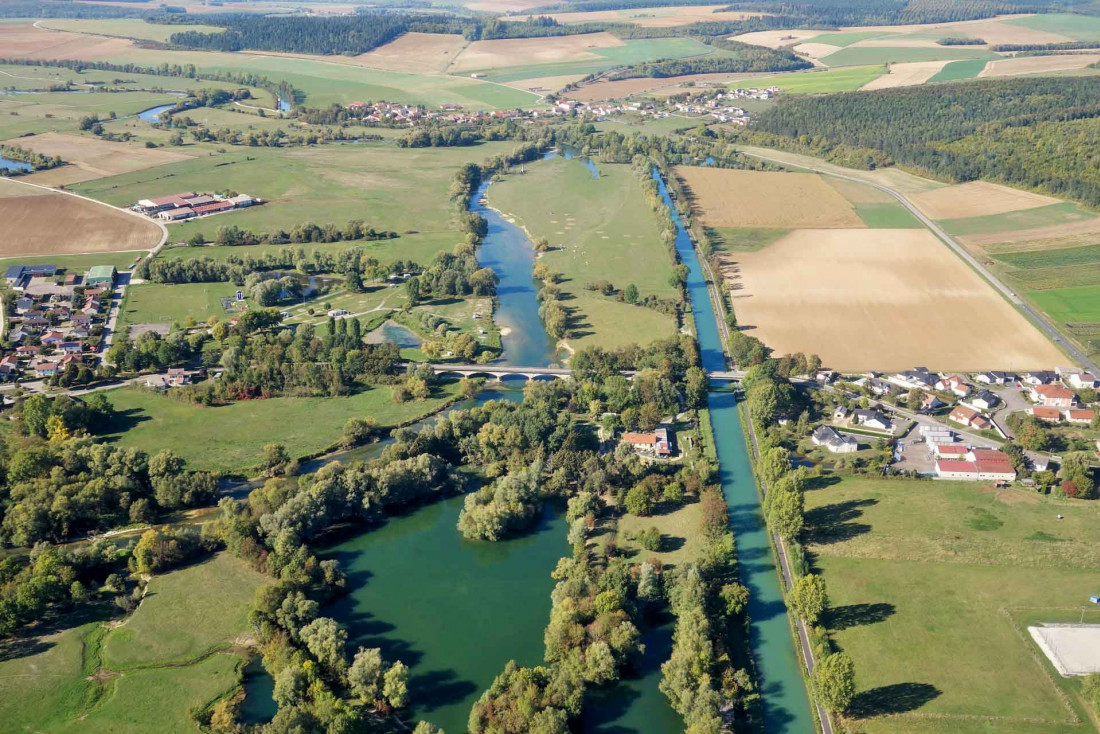 La Meuse est un fleuve, qui traverse le département pour rejoindre se jeter dans la mer du Nord à Rotterdam © Philippe Charles