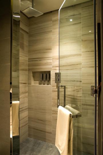 First Class Lounge & Spa à Abu Dhabi (Terminal 3) - Douche © Etihad First Class Lounge & Spa à Abu Dhabi (Terminal 3) - Douche © Etihad