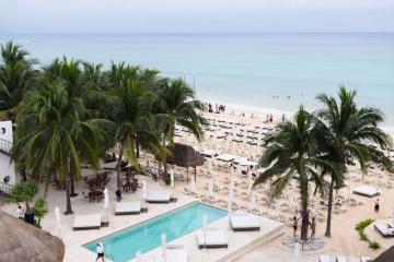 Vue de la plage depuis l’hôtel © Grand Hyatt Playa del Carmen Vue de la plage depuis l'hôtel © Grand Hyatt Playa del Carmen