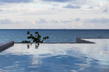 À la piscine © Yonder.fr À la piscine © Yonder.fr