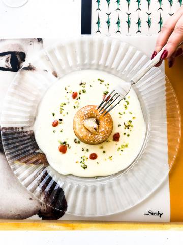 Al Duomo (Taormina) : on termine le dîner par une note sucrée © Yonder.fr Al Duomo (Taormina) : on termine le dîner par une note sucrée © Yonder.fr