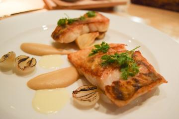 Le sandre, un poisson local, à l’honneur à la carte de Neh | © Yonder.fr