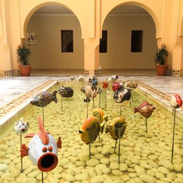 Poissons décoratifs dans ce même patio | © Yonder.fr Poissons décoratifs dans ce même patio | © Yonder.fr