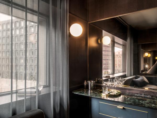 Chambre standard © At Six Chambre standard © At Six