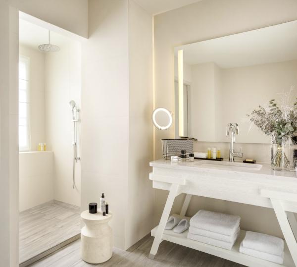 Hyatt Regency Chantilly - Salle de bain Regency Suite © DR Hyatt Regency Chantilly - Salle de bain Regency Suite © DR