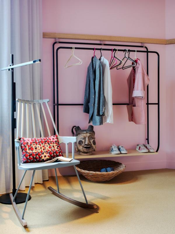 MOB HOTEL - Chambre MASTER  © Paul Bowyer